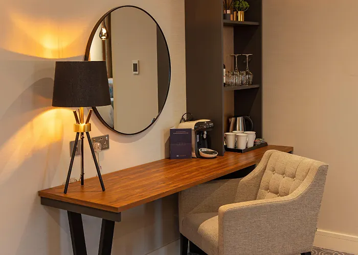 Hotel La Tour Milton Keynes