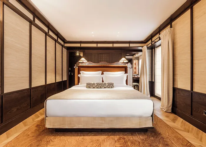 Hotel Hana Paris