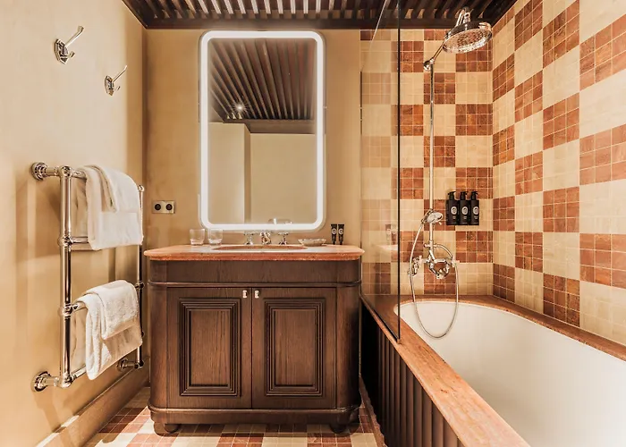 Hotel Hana Paris