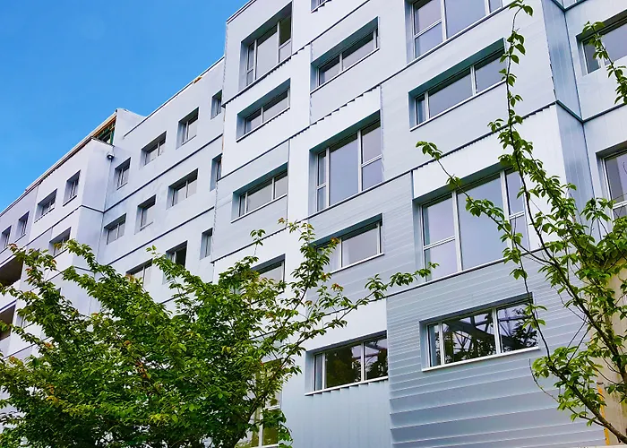 Appart-Hotel Mer&Golf City Ile de Nantes