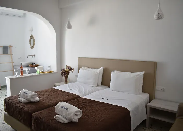 Andriani'S Guest House
