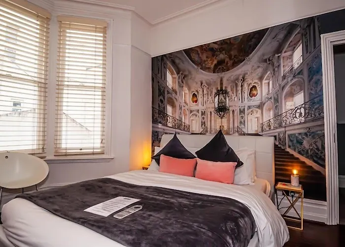 Hotel Nineteen