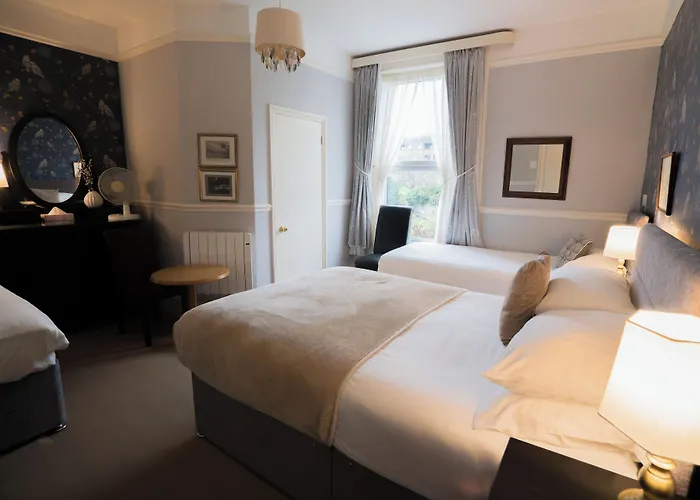 Maison Dieu Guest House