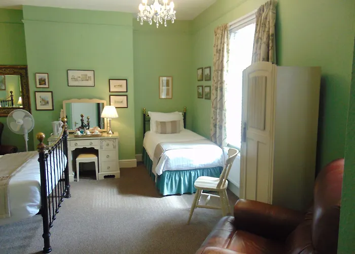 Holywell House