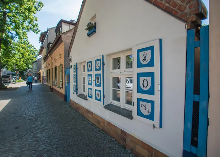 Neohostel