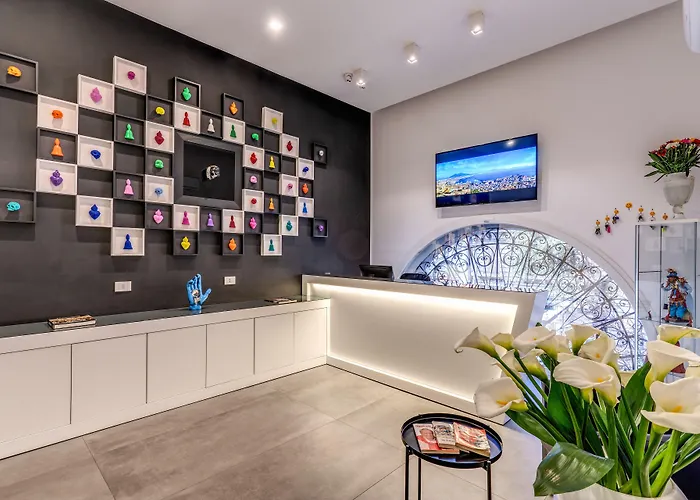 Gallery Suite Naples