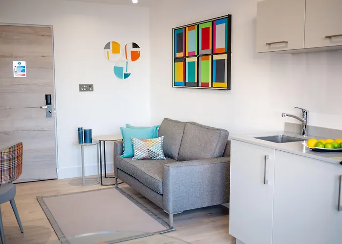 Q Square By Supercity Aparthotels Brighton