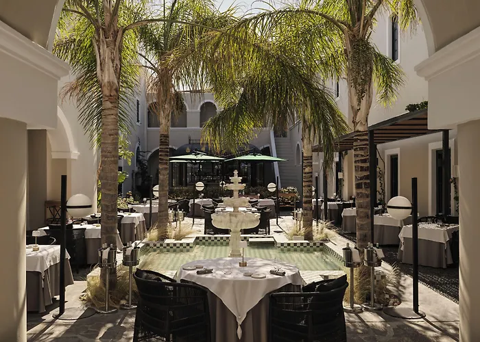 Katikies Garden Santorini - The Leading Hotels Of The World Fira 