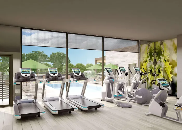 Wyndham Garden Orlando Airport - Free Airport Shuttle Hotel