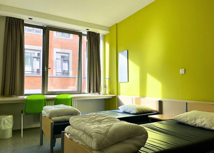 Van Gogh Youth Hostel City Centre Saint-Josse-ten-Noode