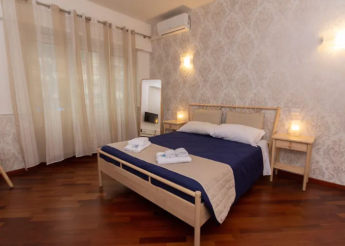 Aurelio Deluxe Rooms