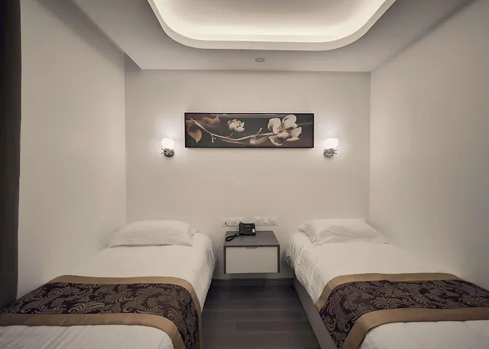Hotel Soleil d’été à Sotteville-lès-Rouen