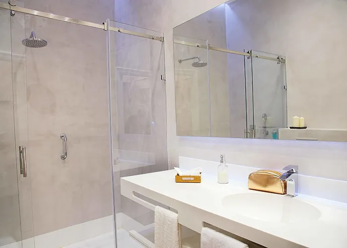 Overland Suites Catedral Séville