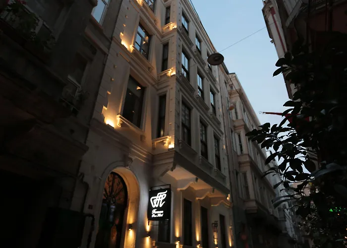 Ferman Pera Hotel