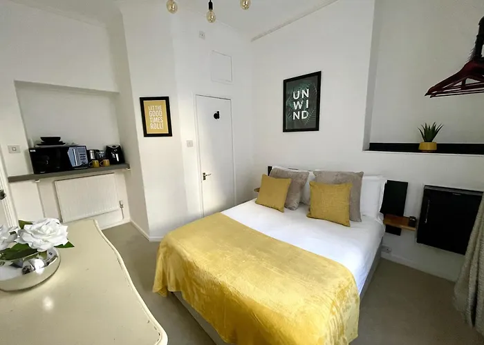 Blue Skye Guest House 8