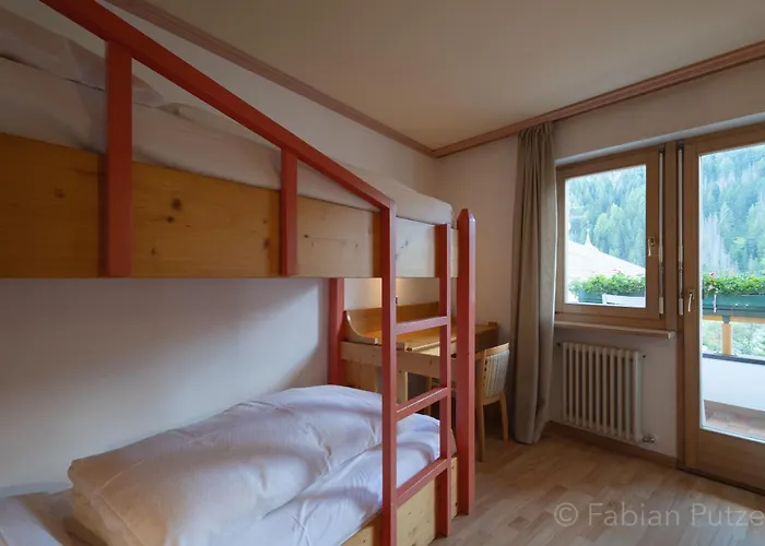 Ciasa La Ro Aparthotel San Cassiano 