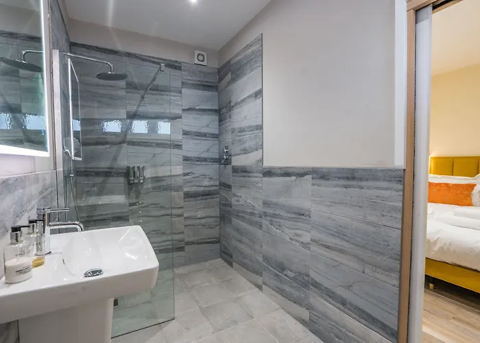 1 Elliot Terrace Aparthotel Plymouth
