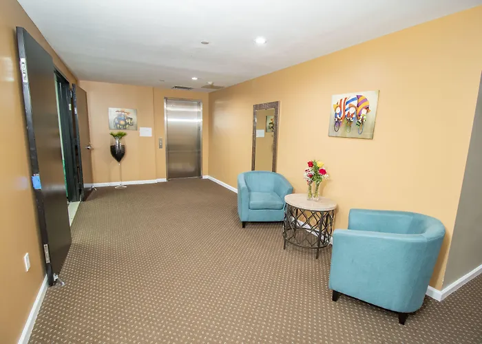 Canal Loft Hotel