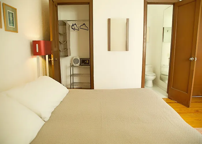 Distrito Condesa Rooms&Studios