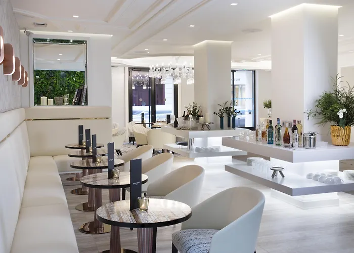 Hotel Dress Code Parigi