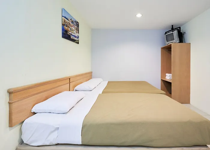 Tang City Hotel, Petaling Street, Merdeka Pnb 118 Tower