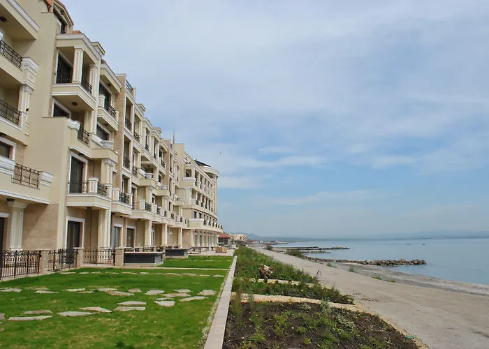 Gardenia Beach Palace Aparthotel