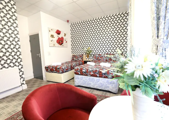 Blackpool Central Lodge And Rooms