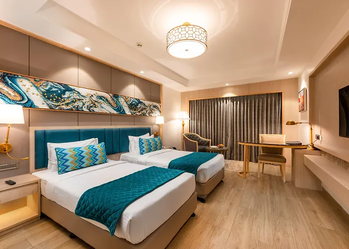 Express Inn The Business Luxury Hotel