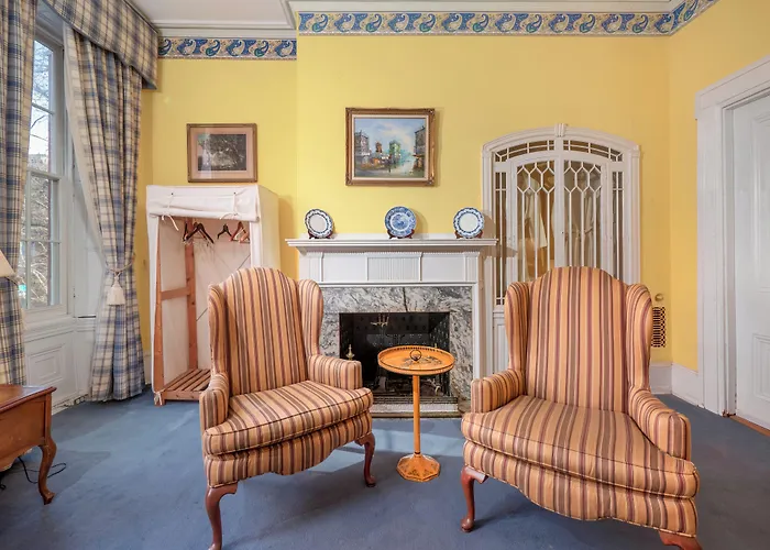 La Reserve Bed And Breakfast