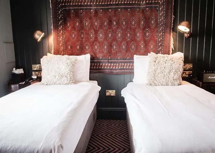 Half Moon Hotel London