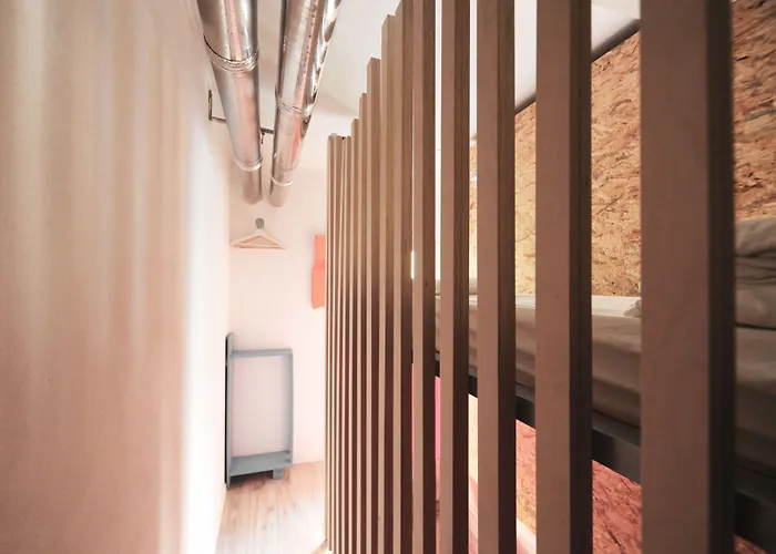 Dopa Hostel