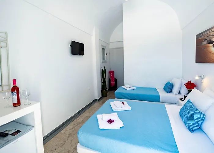Join Us Low Cost Rooms Kamári