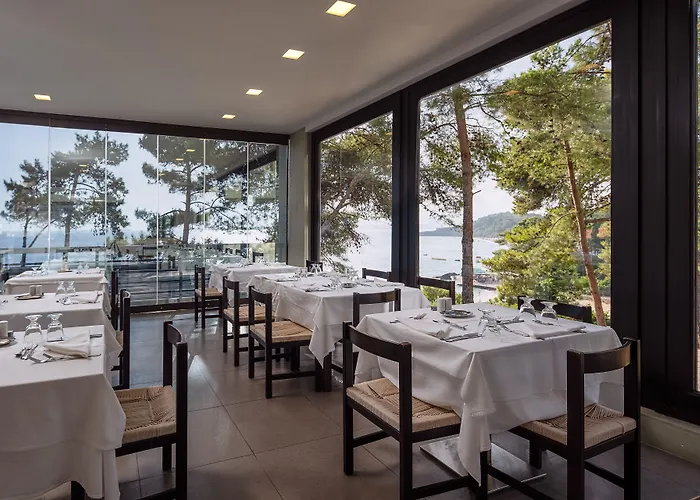 White Rocks Hotel Kefalonia Lassi 