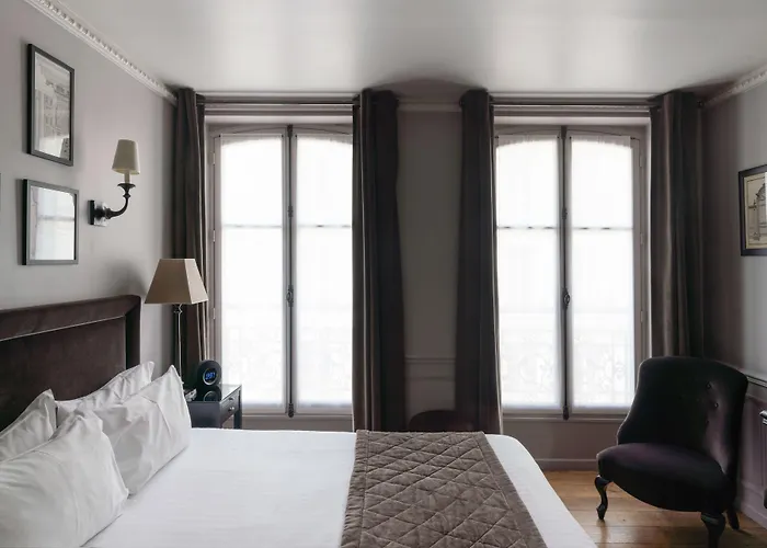 Hotel Saint-Louis Pigalle Paris