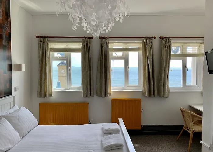 Waterfront Inn