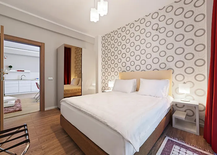 Tomis Garden Apartments Mamaia