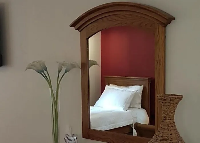 Station House Lanark Bed And Breakfast