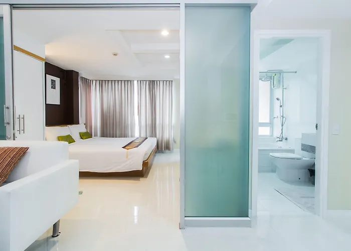 Silom Convent Garden - SHA Extra Plus Bangkok