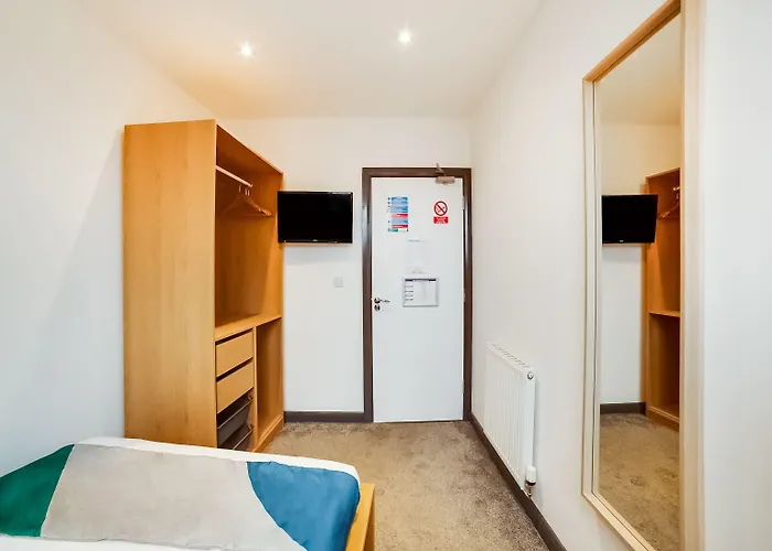 Snooze Hotel
