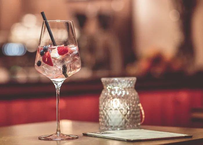 Chin-Chin Hotel Ehemals Bohemian Hotel Ratisbona