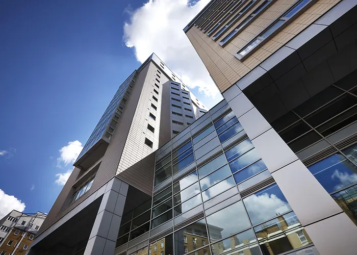 Marlin Aldgate Tower Bridge Aparthotel Londres