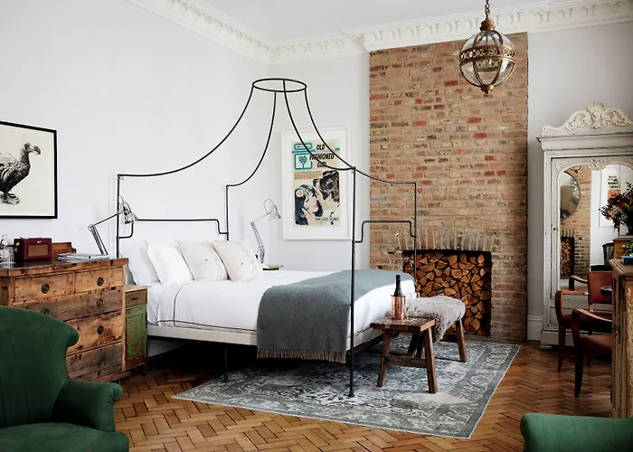 Artist Residence London