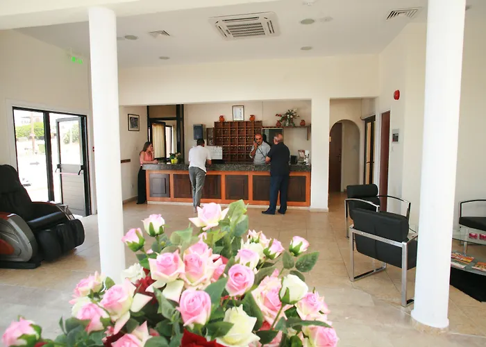 New York Plaza Hotel Apartments Paphos