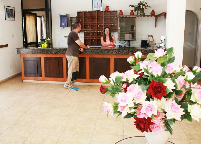 New York Plaza Hotel Apartments Paphos