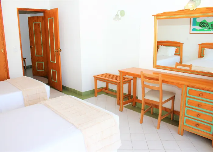 Ourabay Hotel Apartamento - Art & Holidays