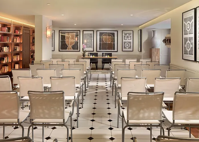 Hotel H10 Duque De Loule Lissabon