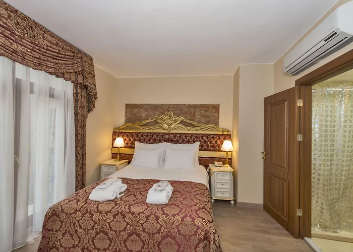By Murat Royal Hotel Galata