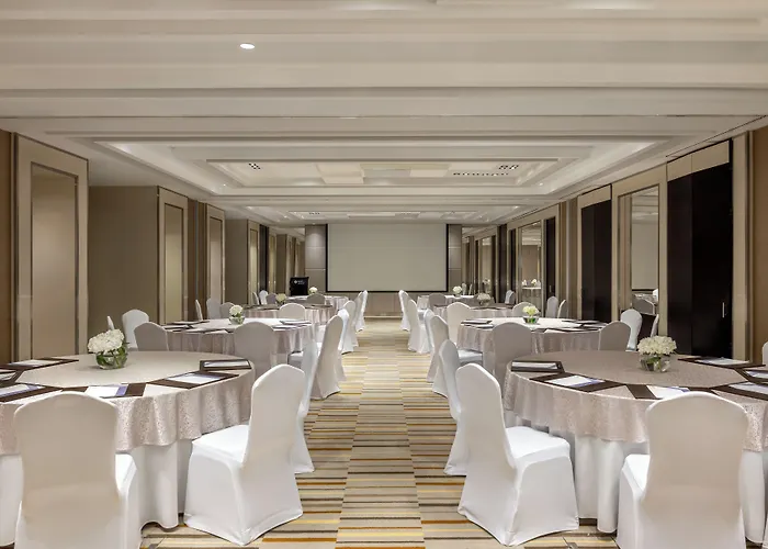 Hyatt Regency Dubai Creek Heights Hotel