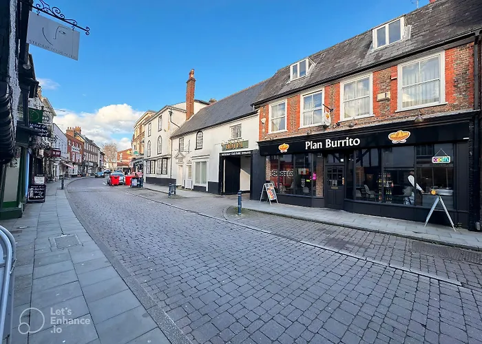 Villare Hitchin Town Centre