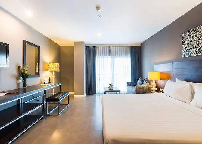 Sea Me Spring Tree Hotel (Adults Only)